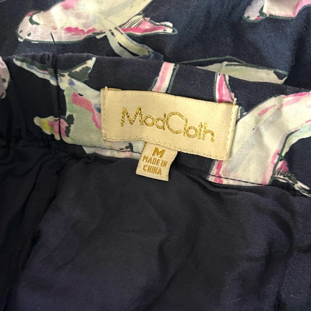 ModCloth Navy‎ Shark Print A-Line Skirt Whimsical Coastal Indie Nautical M - Picture 5 of 9